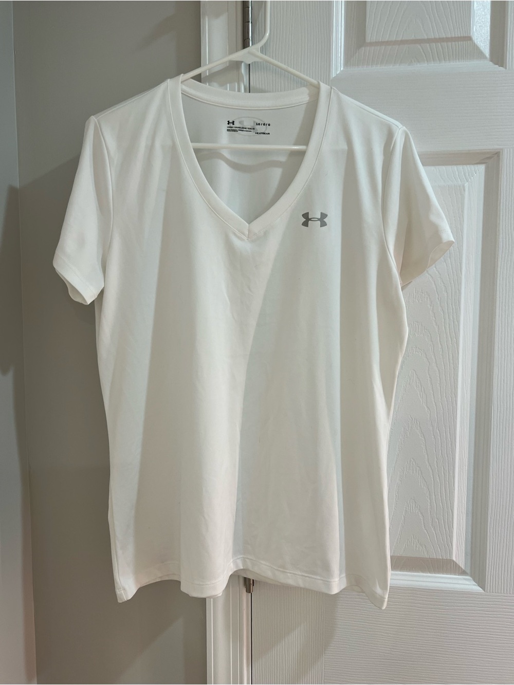 Under Armour White V-Neck Short Sleeve Tee